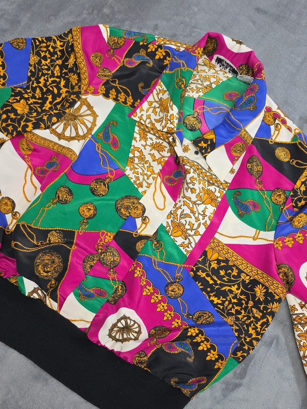 Baroque-Inspired MP Multicolor Button-Front Blouse